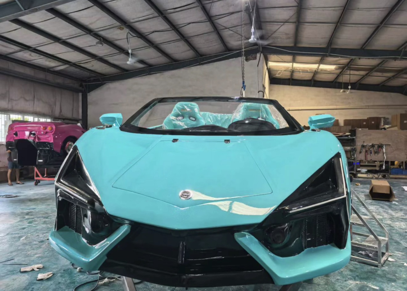 Miami jet car workshop hand-fabrication